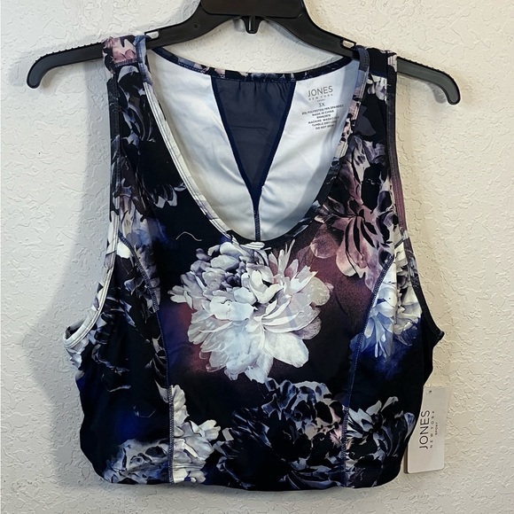 LIKE for a reminder of my 2-year Plus Size Clothing Blowout!! - Picture 4 of 10